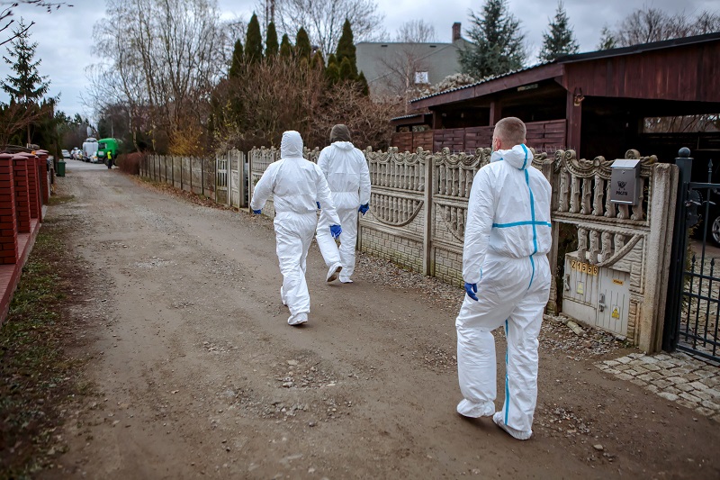 Ząbkowice Śląskie: 18-latek zabił siekierą rodziców i brata