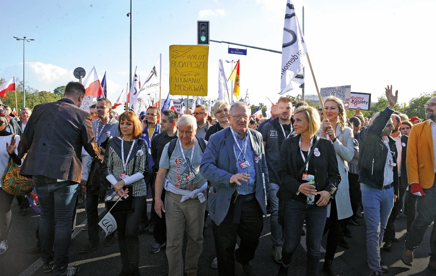 Magicznych momentów, które miały masom otworzyć oczy, było już wiele, np. manifestacje KOD