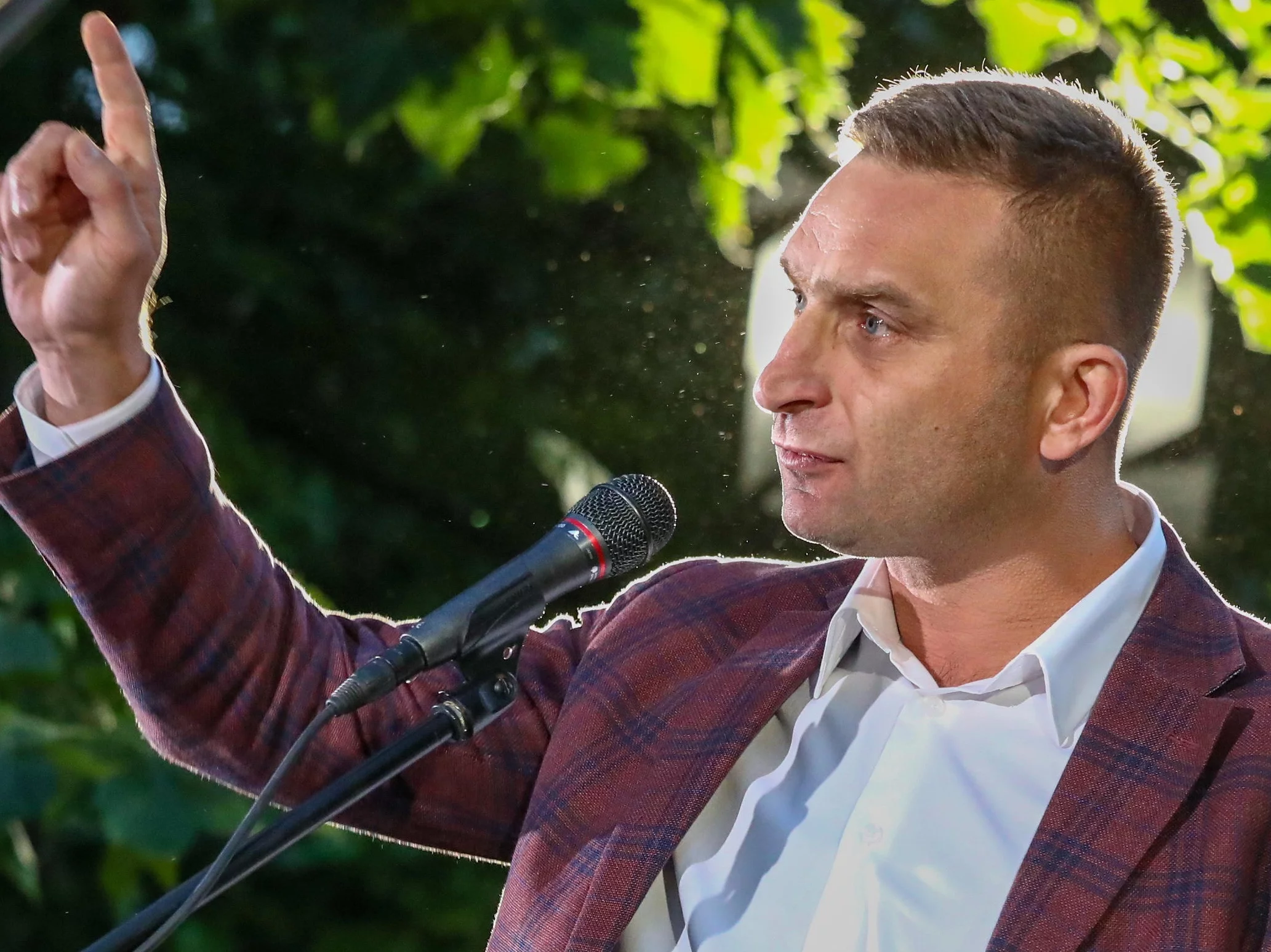 'Лживый лицемер'. Острая размолвка между Шлапкой и Бонкевичем