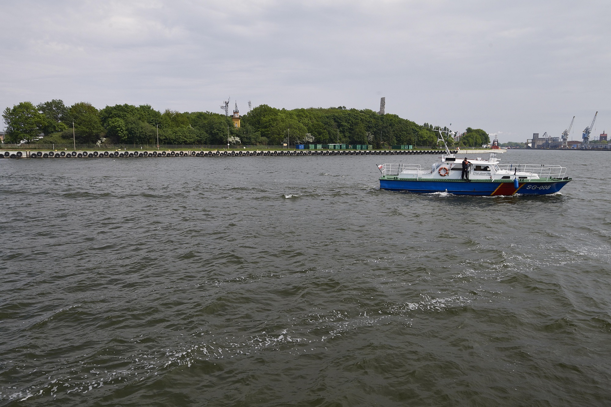W związku z awarią Przepompowni Ścieków Ołowianka, zdecydowano o awaryjnym zrzucie ścieków do Motławy, która wpływa do Martwej Wisły i dalej do Zatoki Gdańskiej.