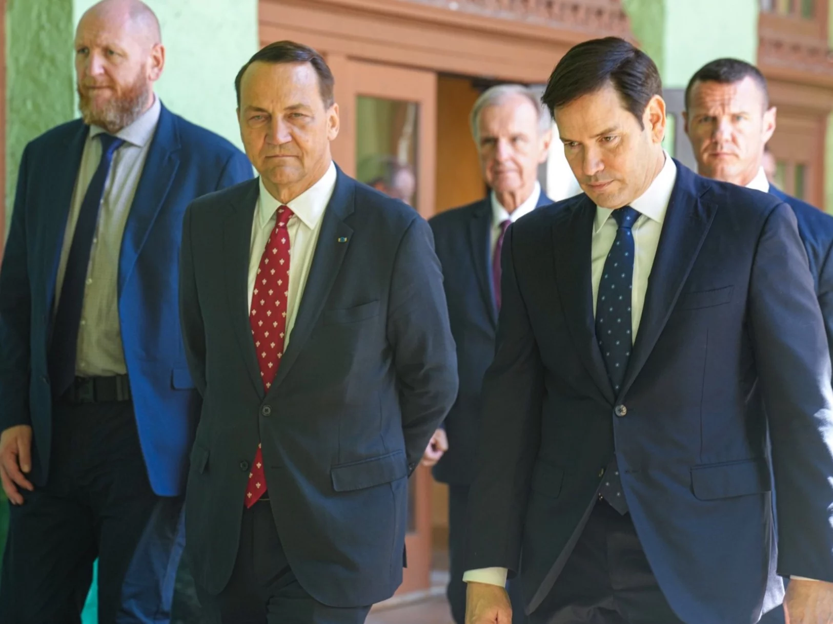 Zamieszanie wokół wizyty w USA. Sikorski dementuje doniesienia