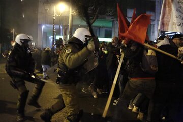 Zamieszki podczas wizyty Baracka Obamy w Atenach