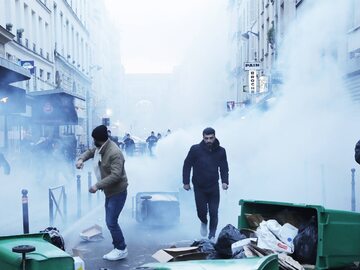 Zamieszki w centrum Paryża