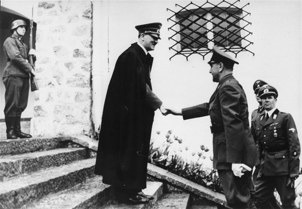 Spotkanie Adolfa Hitlera z Antem Paveliciem, 1941 r.