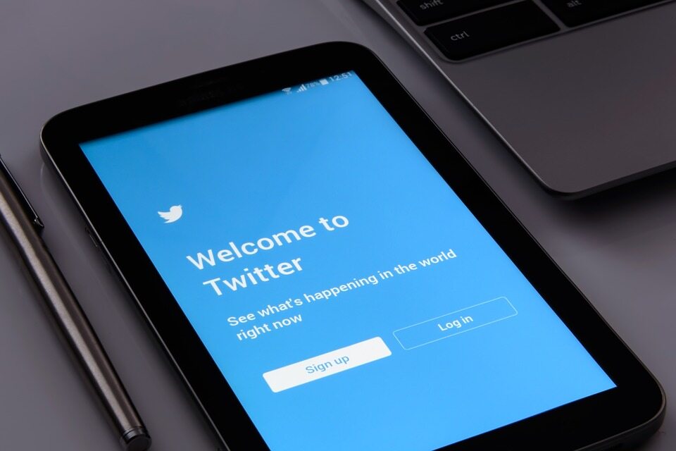 Twitter a lansat noua sa funcție Super Follows