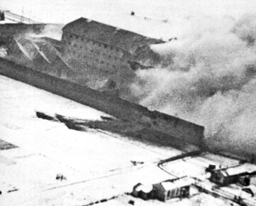 Zdjęcie więzienia w Amiens wykonane w czasie operacji „Jerycho”.