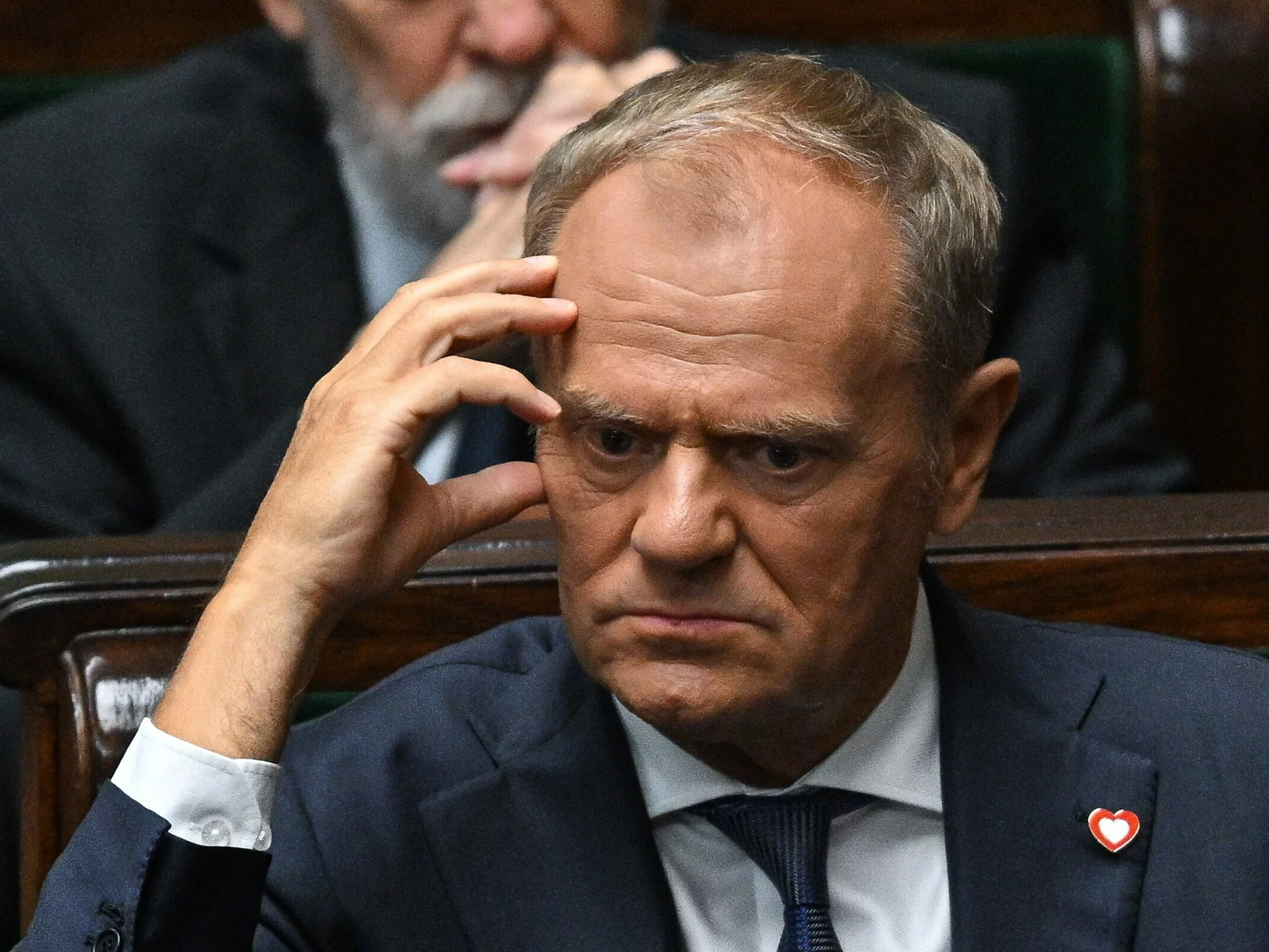 "Żeby nie było niczego". Tusk drwi z decyzji Nawrockiego