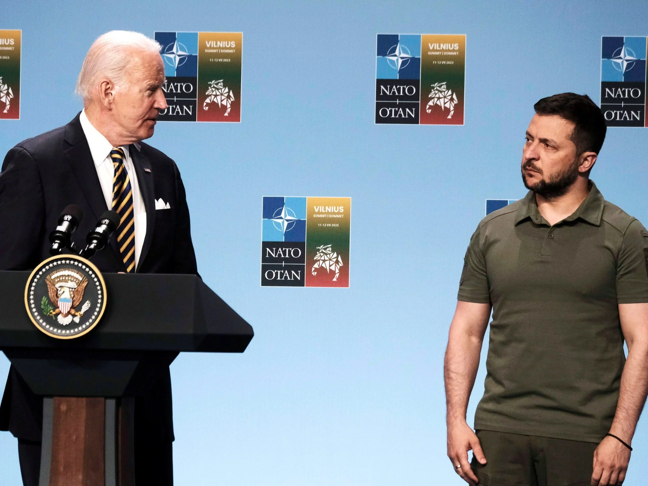 Prezydent USA Joe Biden i prezydent Ukrainy Wołodymyr Zełenski