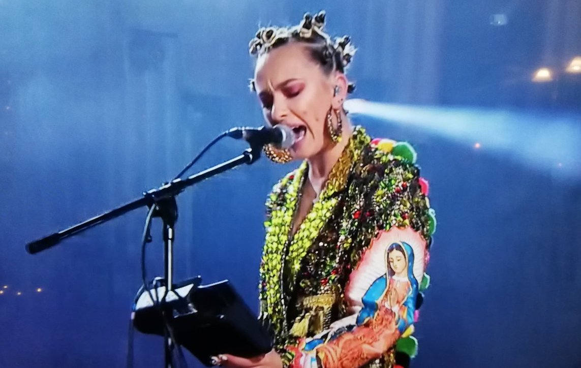 Natalia Nykiel podczas sylwestra TVN