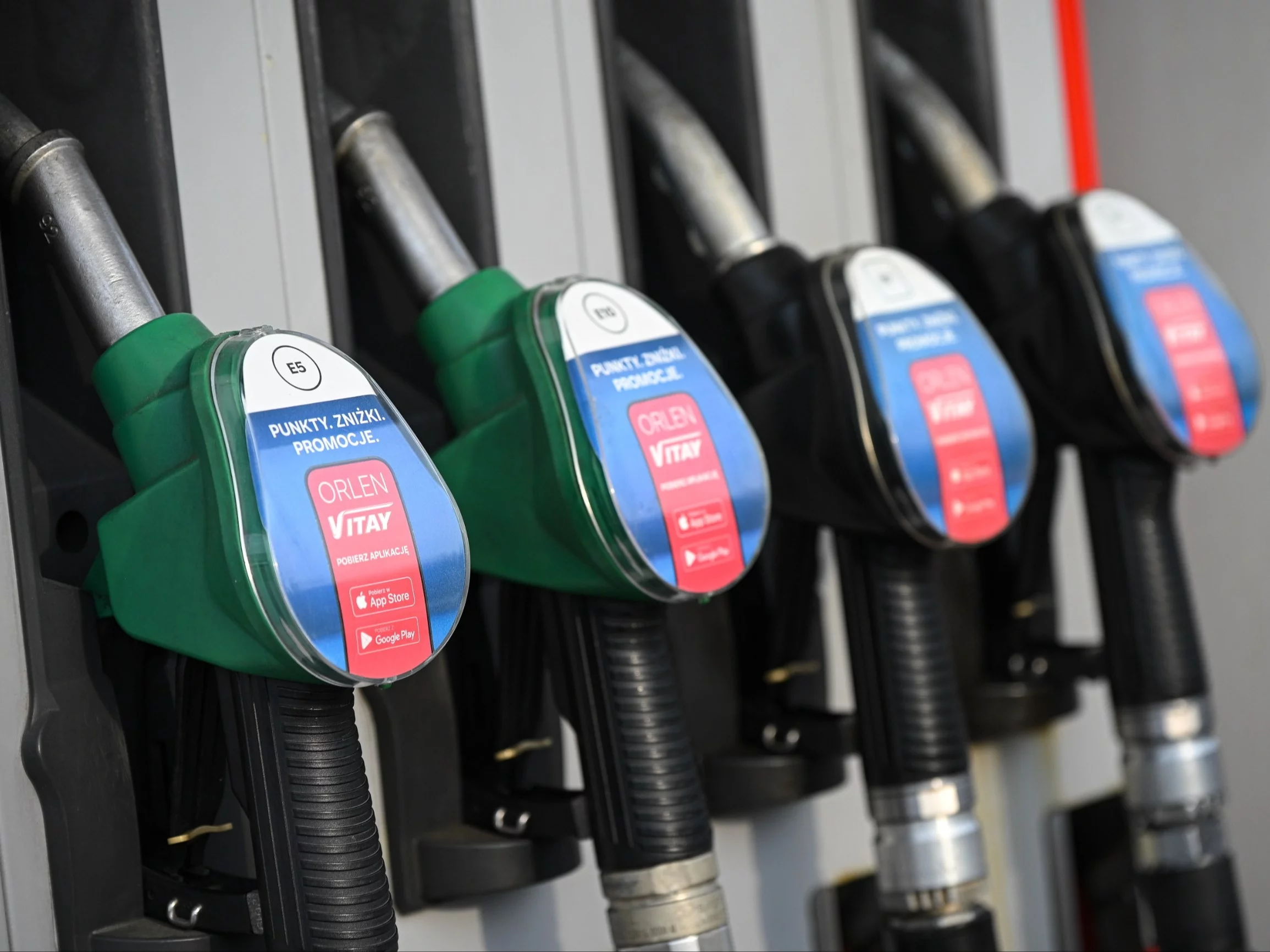 Dystrybutor na stacji paliw Orlen