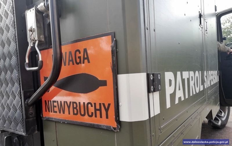 Mężczyzna przyniósł znaleziony granat na komisariat policji