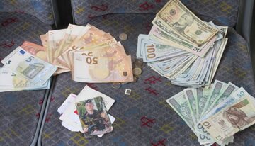 Znalezione pieniądze przez wrocławskiego kierowcę