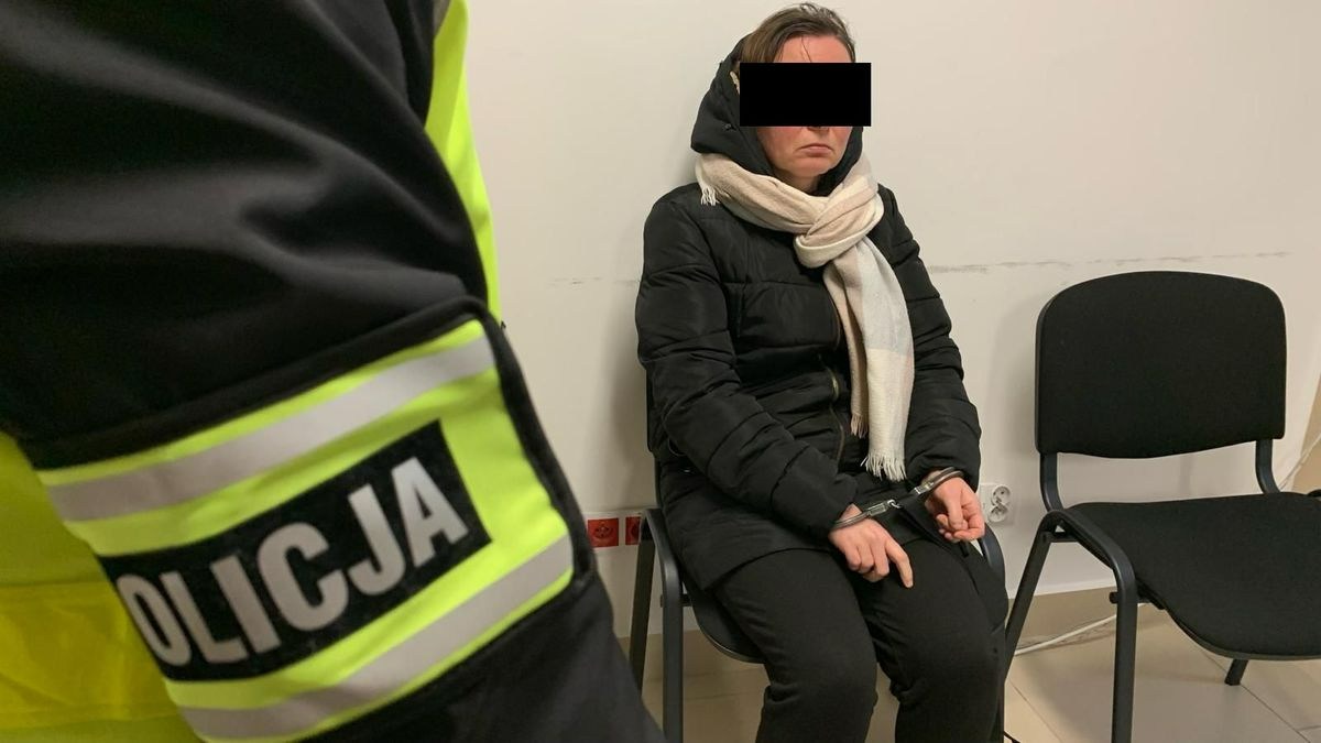Policja zatrzymała kobietę, która znęcała się nad córką