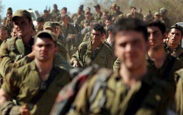 Żołnierze izraelskiej piechoty po powrocie na tereny północnego Izraela