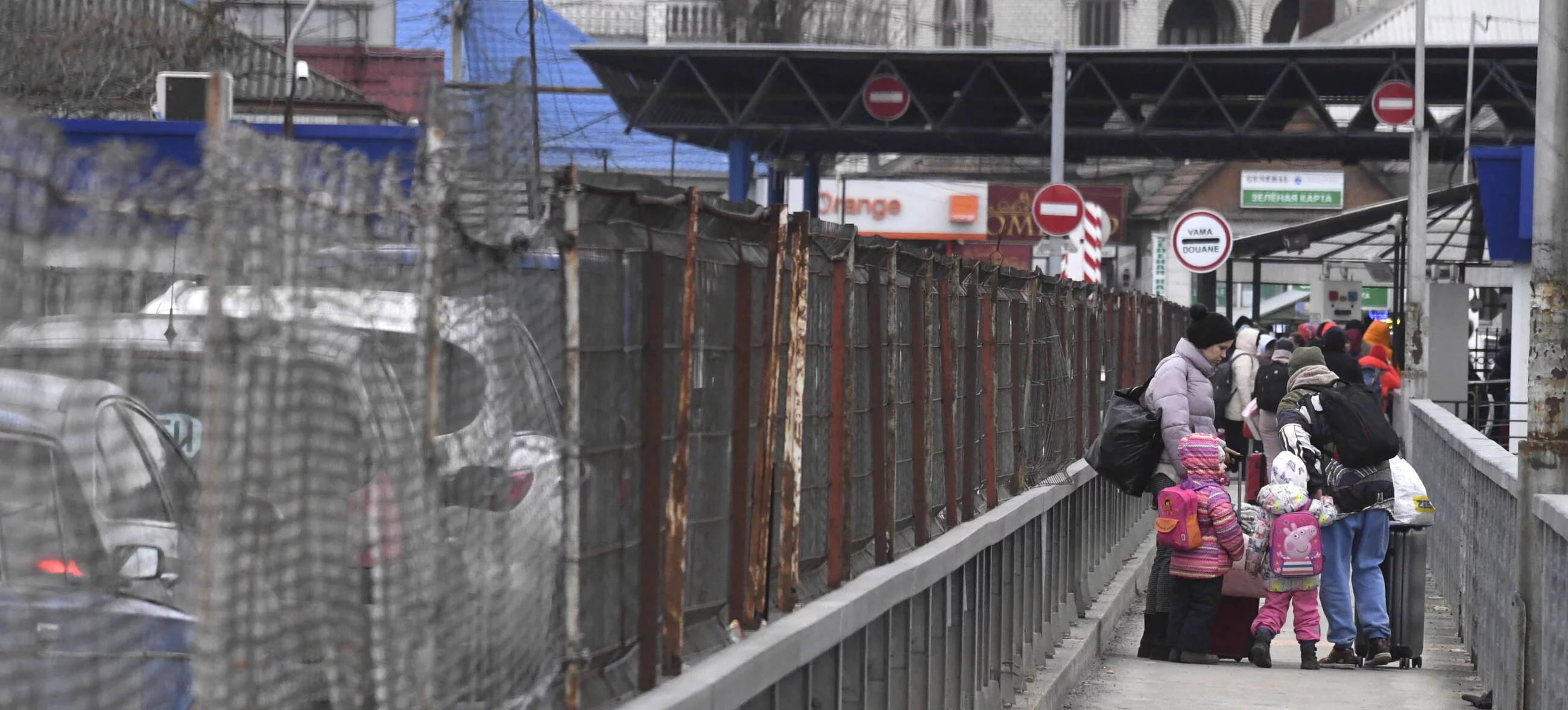 W sobotę 19 marca biuro Wysokiego Komisarza Narodów Zjednoczonych ds. Uchodźców (UNHCR) podało, że w związku z konfliktem na Ukrainie, z kraju uciekło już ponad 3,3 mln osób.