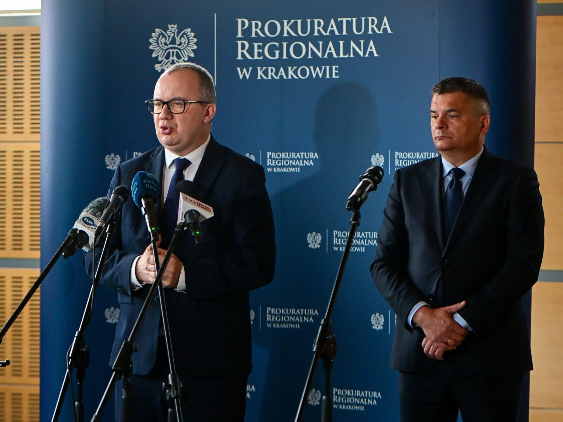 Minister sprawiedliwości, prokurator generalny Adam Bodnar (C) oraz I zastępca prokuratora generalnego, prokurator krajowy Dariusz Korneluk