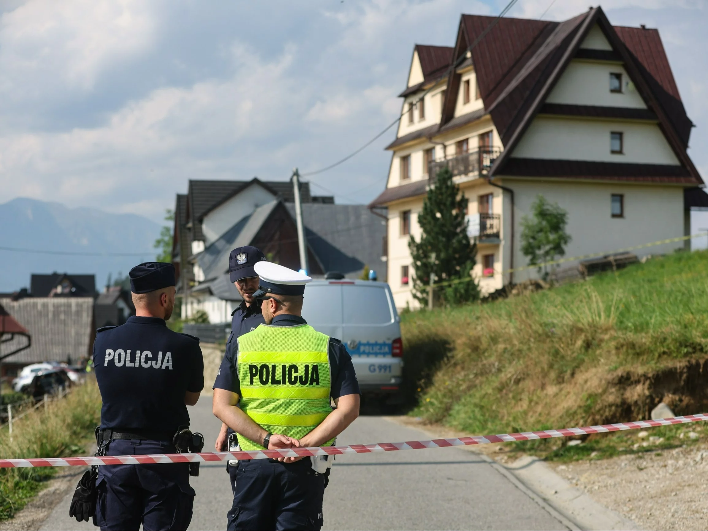 Policja pod nadzorem prokuratury ustala okoliczności śmierci 14-latka, odnalezionego w środę rano w jednym z pensjonatów w Białym Dunajcu