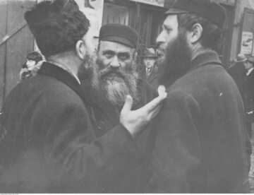 Żydzi w Warszawie. Zdjęcie z lat 30. XX wieku